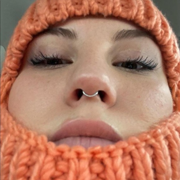 Meet your Posher, Alycea!! - Picture 7 of 7